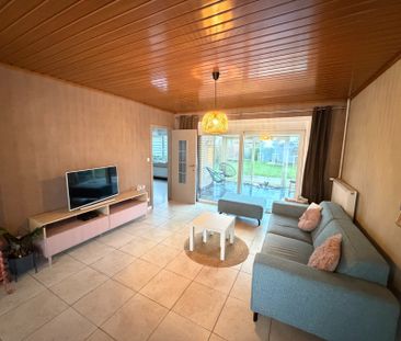 INSTAPKLARE & RUIME gezinswoning met GARAGE & TUIN - Photo 2