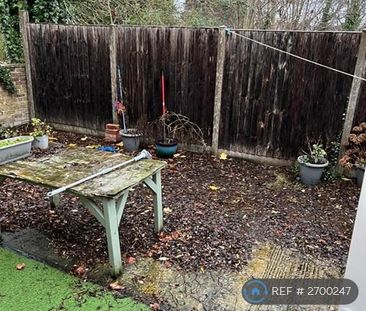 1 bedroom flat to rent - Photo 6