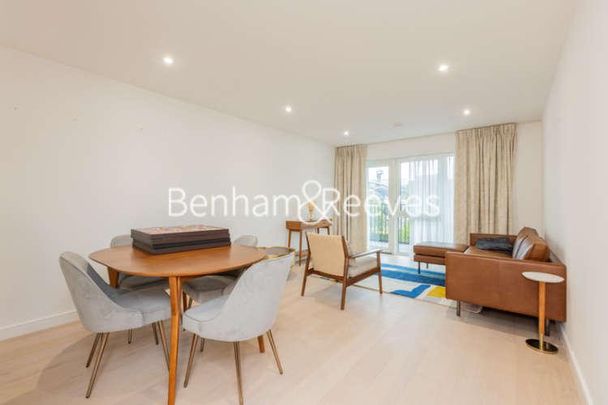 Holland House, Parr's Way, W6 - Photo 1