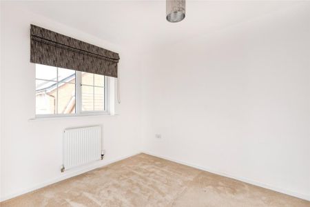 4 bedroom detached house to rent - Photo 5