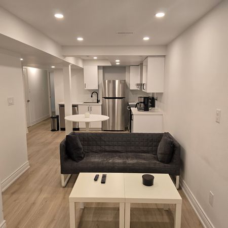 For Lease - 8 Samba Street, Richmond Hill, Ontario - Photo 3