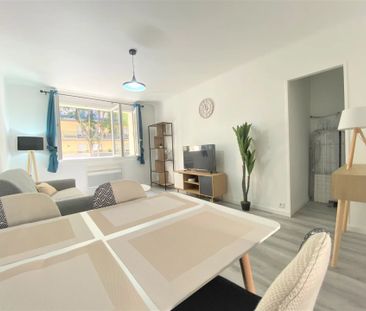 Location Appartement 3 pièces 54m² MARSEILLE 4ème - Photo 2