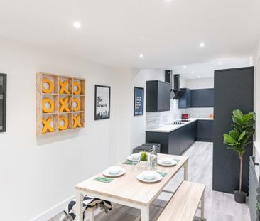 Baileys #35 - Photo 6