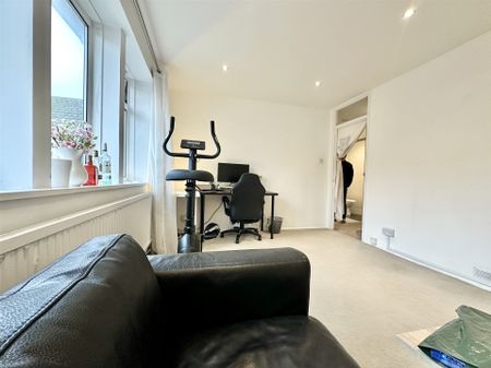 Islip Street, London - Photo 3