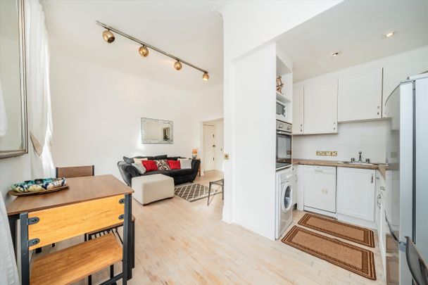 Redcliffe Square, , SW10 - Photo 1