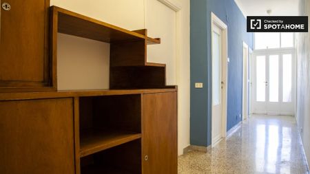 rome, Lazio 00174 - Photo 5