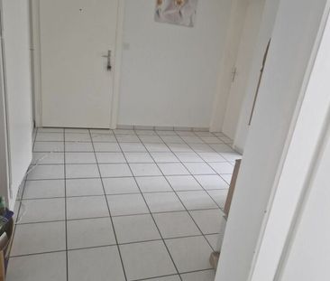 Zentral gelegene 3.5-Zimmerwohnung im 2. OG - Foto 4