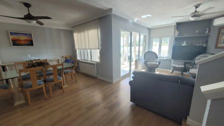 Casa adosada de alquiler en Calle del Músico José Mira Figueroa, Agua Amarga - Urbanova - Photo 2