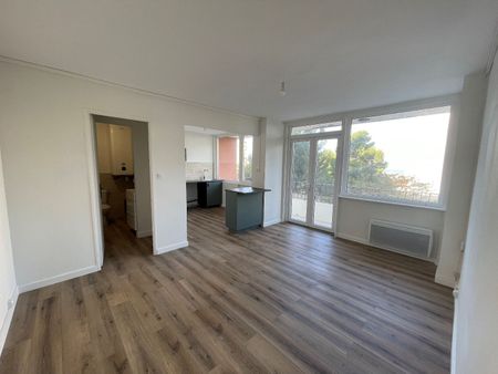 Appartement 2 pièces 40m2 MARSEILLE 9EME 838 euros - Photo 5