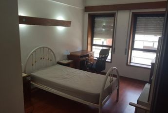Quartos para rapazes estudantes em Coimbra