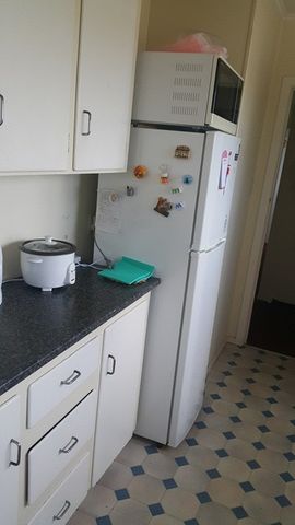 SAINT JOHNS - 2 bedroom Flat - Water Included - Redecorated - Photo 4