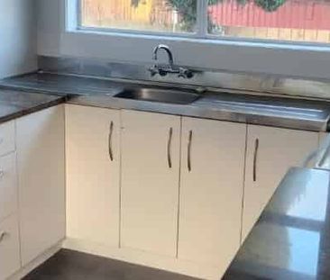 Three Bedroom Home - Photo 2
