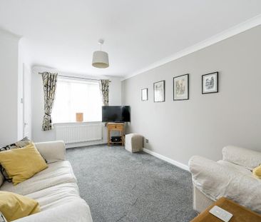 2 bedroom semi-detached house to rent - Photo 2