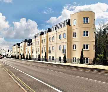 Studio to rent - Photo 5