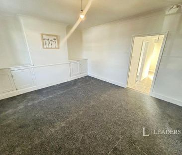 3 bedroom house to rent Lincoln Road, Peterborough, Cambridgeshire,... - Photo 2
