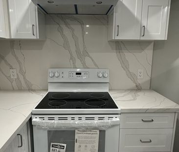 For Lease - 4468 Ashley Avenue, Mississauga, Ontario - Photo 2