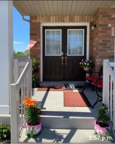 For Lease - 48 Gulfbrook Circle Unit# MAIN, Brampton, Ontario - Photo 2