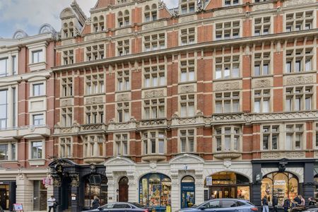 St. Martin's Lane, WC2N - Photo 2