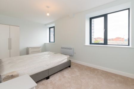 Victoria Riverside, Leeds - Photo 3