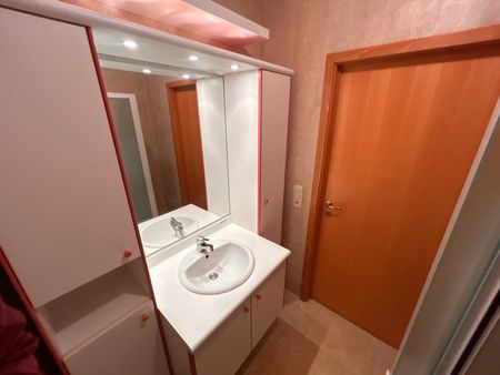 Tweeslaapkamerappartement in het hartje van Deinze - Photo 2