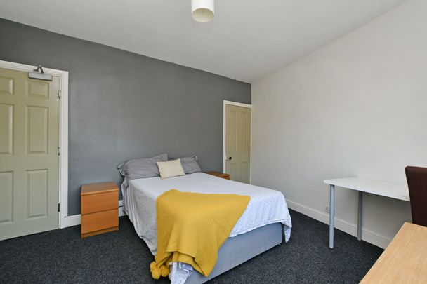 4 bedroom house share to rent - Photo 1