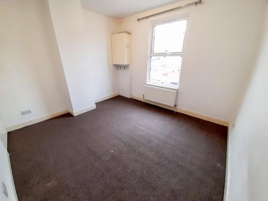 2 bedroom House To Let - Photo 1