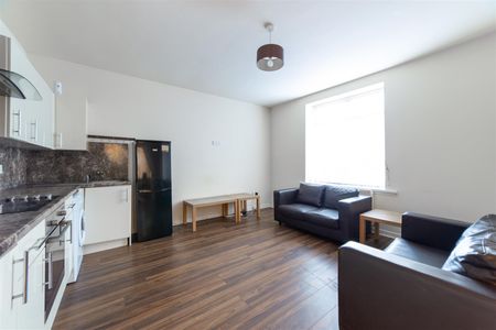 2 bed flat to rent in Bothal Street, Byker, NE6 - Photo 3