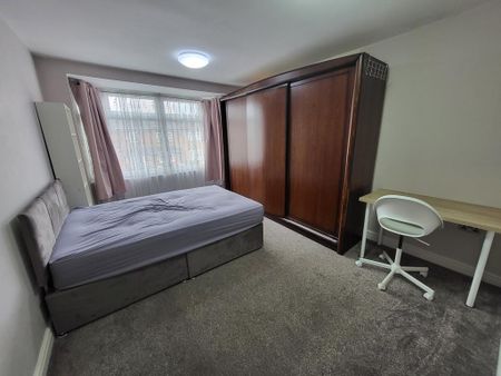 1 bedroom semi-detached house to rent - Photo 3