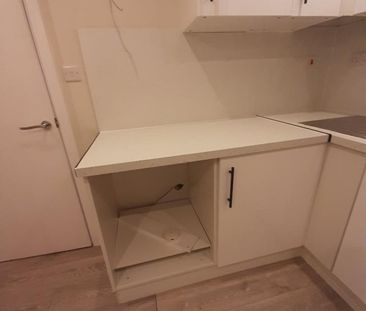 Studio Flat, Minster Rd, NW2 - Photo 3