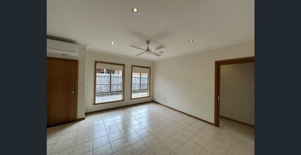 A Chic, Spacious Unit You’ll Instantly Call Home - Photo 1