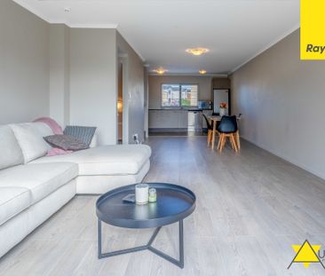 This modern three-level home in Te AtatÃ?« South offers comfortable... - Photo 4