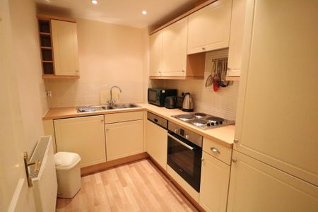2 bedroom apartment to rent - Photo 5