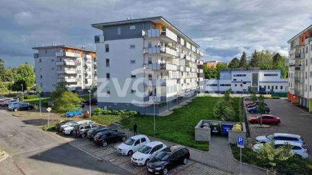 Pronájem bytu 2+kk na Zahrádkách, Uherské Hradiště - Photo 4