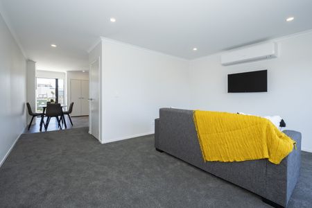 Modern Studio Rooms For Rent - Photo 3