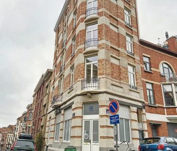 Volledig gerenoveerd appartement met 1 slaapkamer! - Photo 4