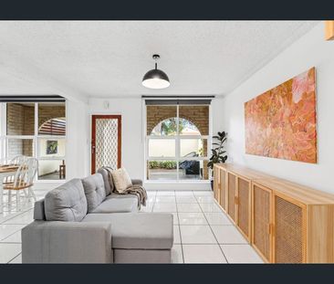 6/10 Varram Way, West Lakes Shore, SA 5020 - Photo 4