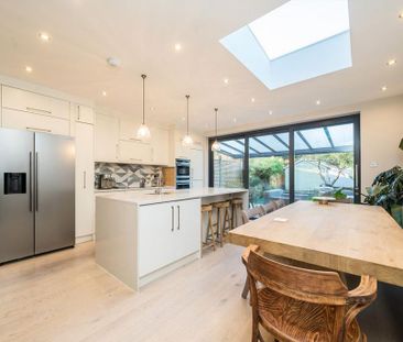 4 bedroom terraced house to rent - Photo 5