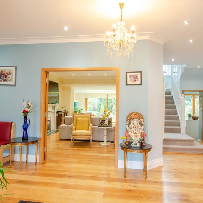 5 bedroom detached house to rent - Photo 1