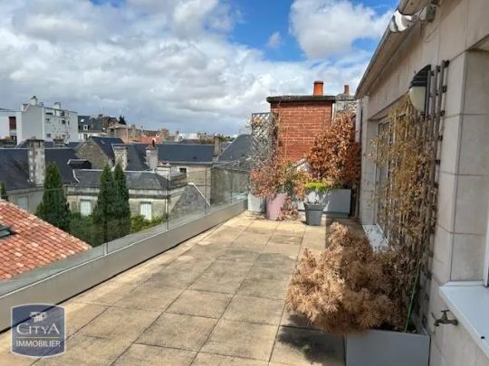 Appartement à louer 3 pièces 117m² - Photo 1