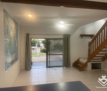 2 Bedroom Unit On Esplanade - Photo 2