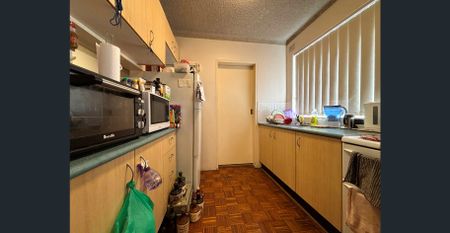 Convenient & Comfortable Living in a Prime Location - Photo 2