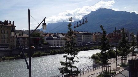 Appartement - 1 pièce - 27,33 m² - Grenoble - Photo 3