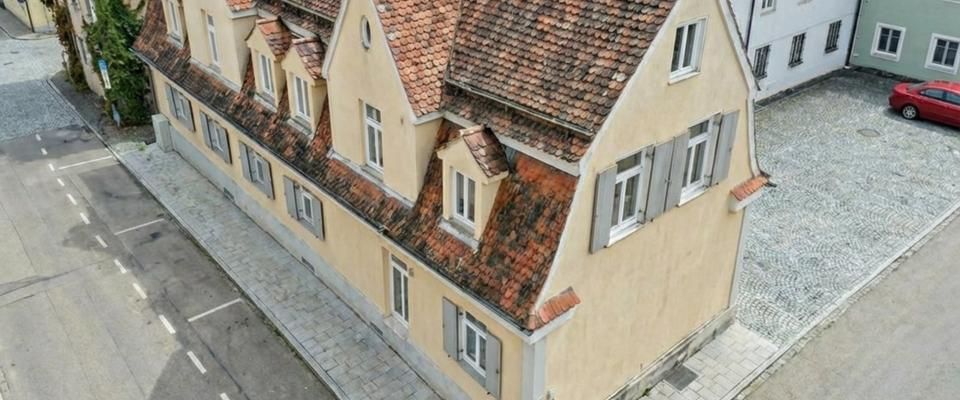 Großzügige EG-Wohnung in der Friedberger Altstadt – 126 m² - Foto 1