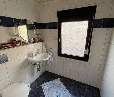 Großzügige Wohnung mit Garten & Terrasse - Foto 1