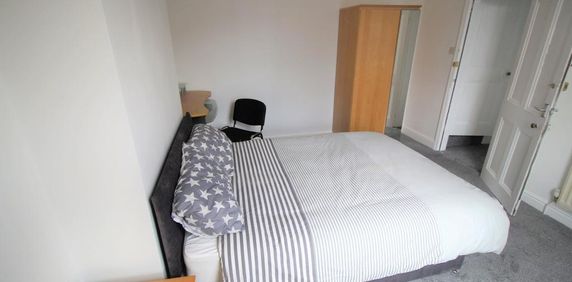 2 bedroom house to rent - Photo 2