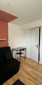Location Appartement 1 pièce 16m² - Photo 4