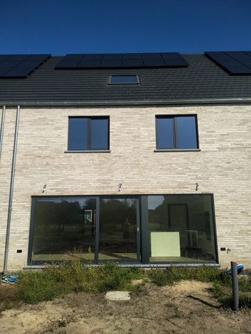 Energiezuinige ruime nieuwbouwwoning - Photo 4