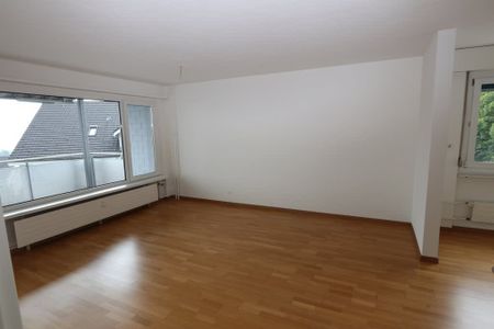 3.5 Zimmer, 77 m², 1. Stock - Foto 3