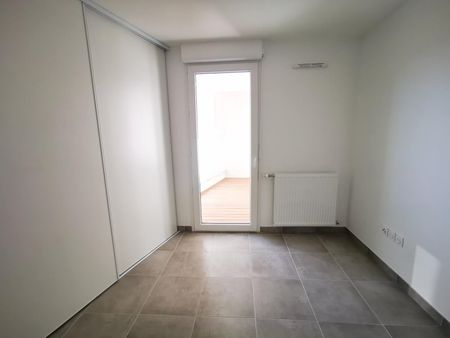 Location Appartement 3 pièces 60m² TOULOUSE 31500 - Photo 2