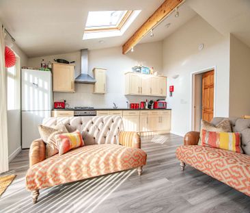 Luxury 4 bedroom house in the heart of Cathays - Photo 3